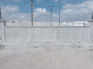 Apartman Duvarı