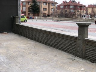 Dükkan Duvarı